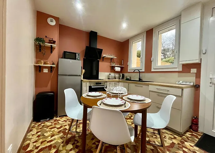 Charmante Maison Renovee, Calme Et Proche Du Centre Ferienhaus